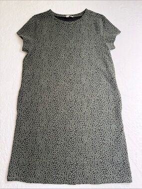 LOFT Olive Green and Black Print Short Sleeve Midi Shift Dress
